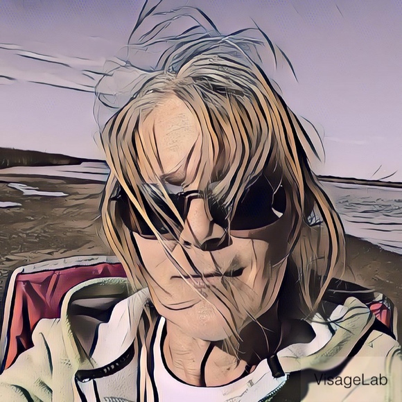 Meet your Posher, Sue - Picture 1 of 8